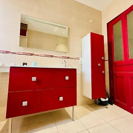 Διαμέρισμα Magnifique Confort,6 Couchages,beau Quartier De *